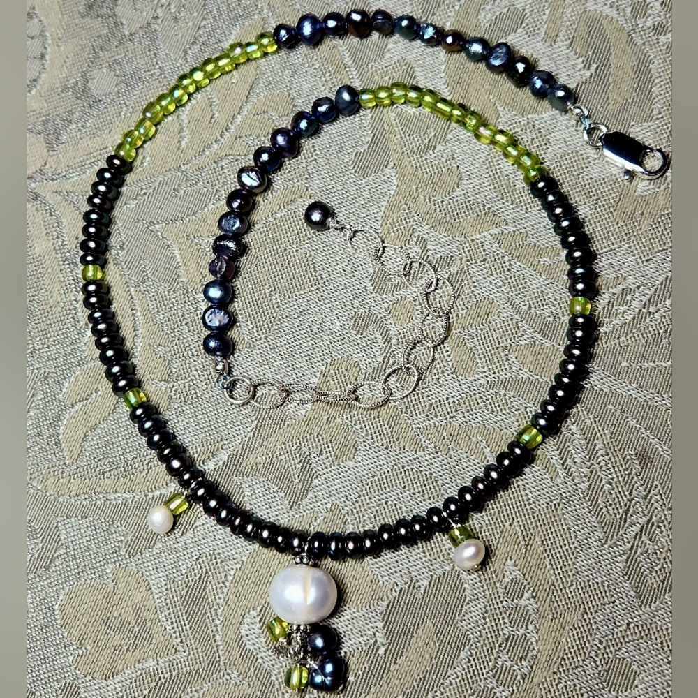 NWT Spring Bouquet Necklace 18"  Handmade
